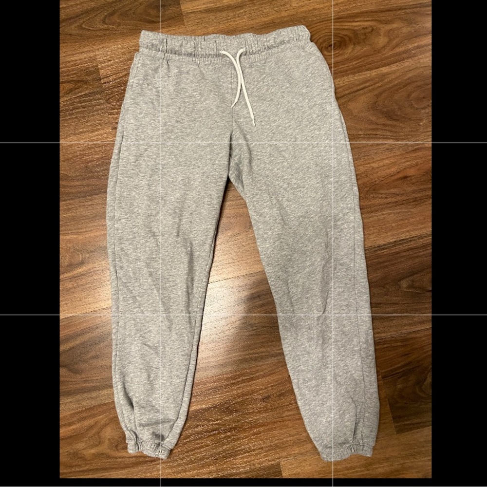 Old Navy sweatpants